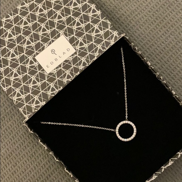 Silver ring necklace - Picture 4 of 4